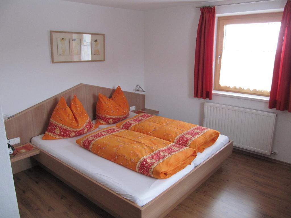 Apartmán Haus Elise Zell am See Pokoj fotografie