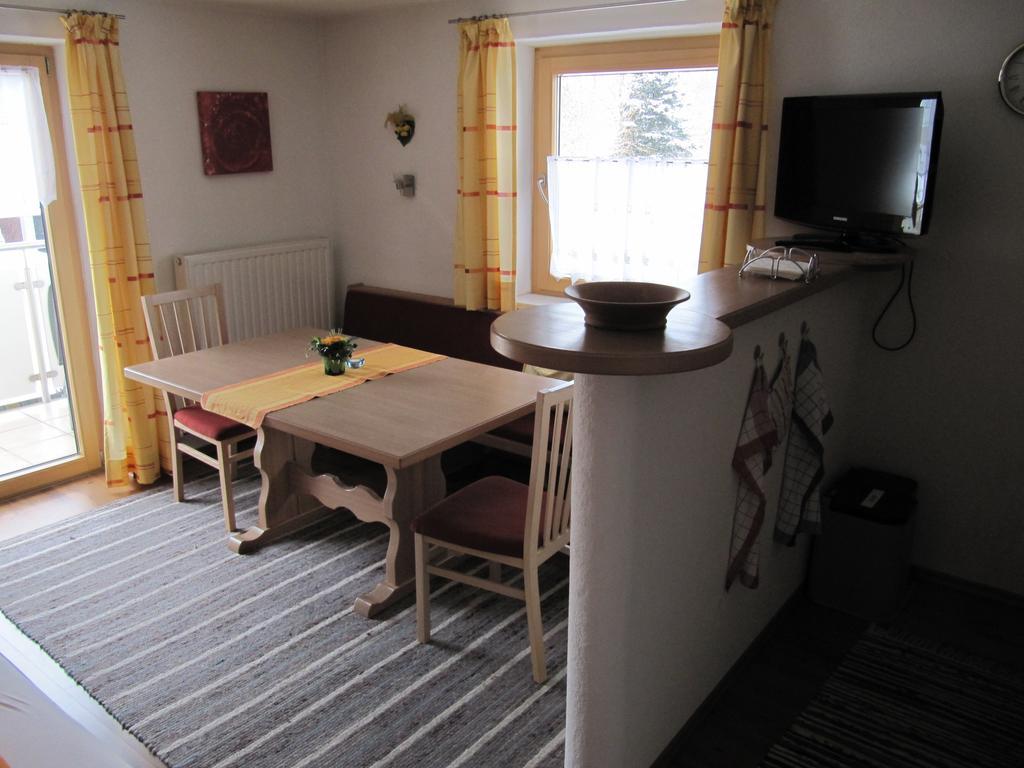 Apartmán Haus Elise Zell am See Pokoj fotografie